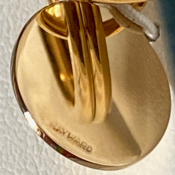 Small Plain Gold Electroplate Oval Keyring - Picture 8 of 16